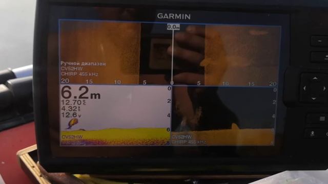 Garmin Striker Plus 9sv видет рыбу. Щука на эхолоте.