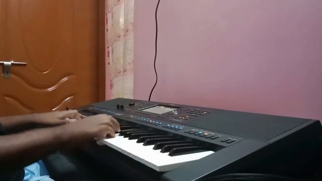 Despacito on Yamaha PSR SX900 || Complete Piano Music смотреть онлайн