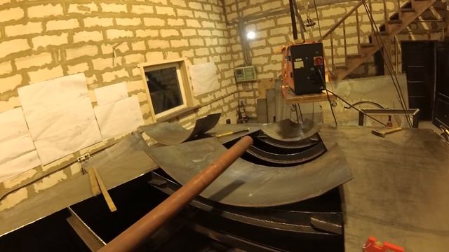 Стальная моторная водоизмещающая яхта, #15 смотреть онлайн