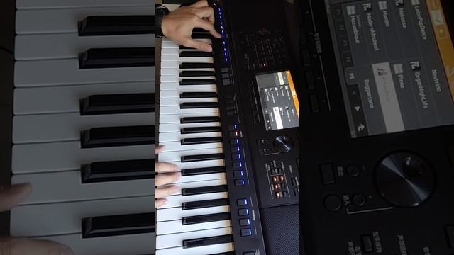 Agag Beat VS Poker Beat,Lady Gaga Style,From PSR-S970 VS S975,YAMAHA SX700 Play! смотреть онлайн