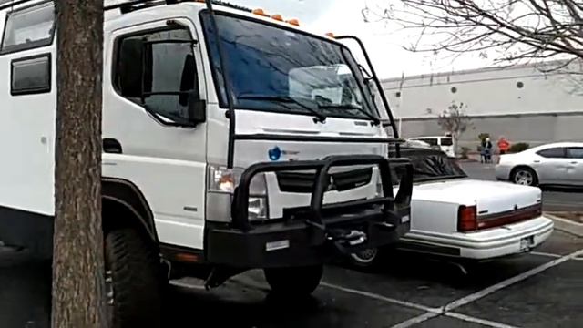 Mitsubishi Fuso FG 4×4 chassis. EarthCruiser смотреть онлайн