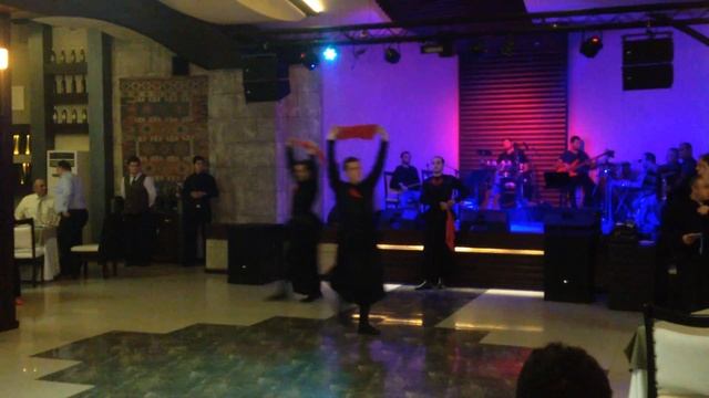 Танцы в ресторане Тбилиси смотреть онлайн