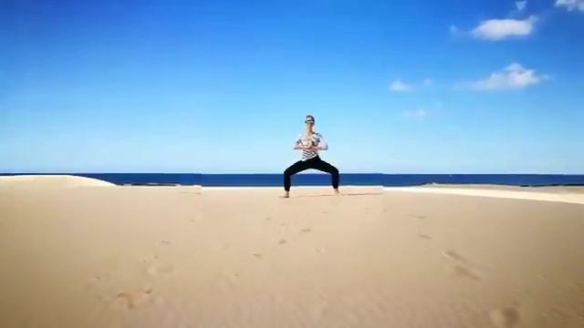 Plié squat / Plié počep / Sumo počep смотреть онлайн
