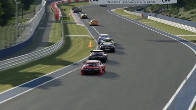 ? FLYING Cars, Chicane Of Death And OVERSTEER... || Weekly Race Guide - Week 8 2022