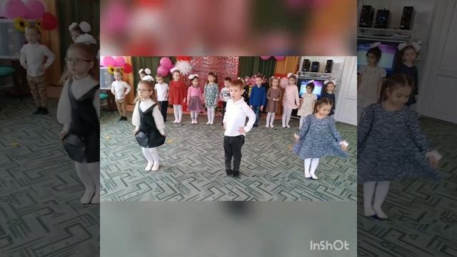 Онлайн- флешмоб "Поздравление мамочек с 8 марта", группа "Лучики Кубани". смотреть онлайн