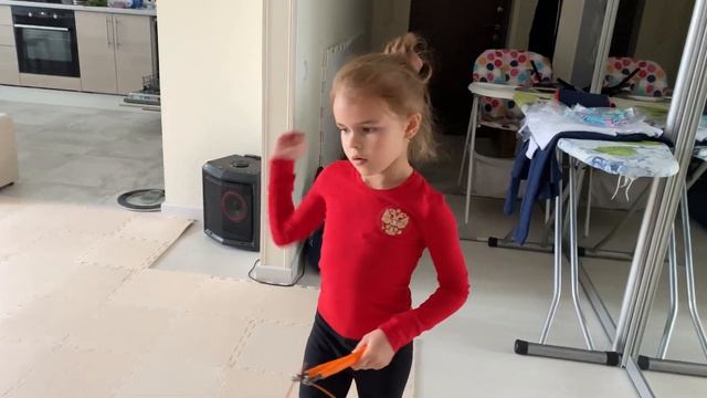 Кросс в Олимпиаду-80!!! Тренировка с прыжками! Фигурное катание! Восстановление ? Скоро на лёд ⛸ смотреть онлайн