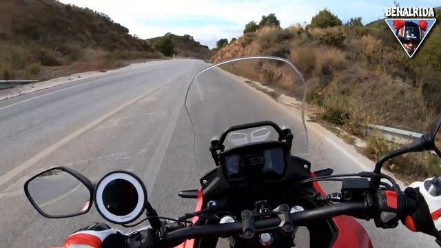 Honda CB500X - Riding with a pillion - VLOG192 [4K] смотреть онлайн