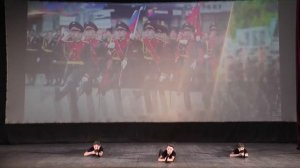 Детская школа искусств (постановка Надежды Ловкачевой) "Пацаны в строю стоят"