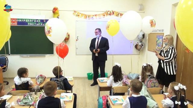 1 сентября. Праздничная линейка в школе 504. смотреть онлайн