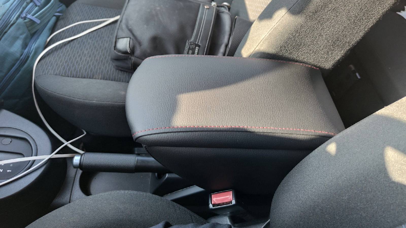 Подлокотник Форд Фьюжен Ford Fusion