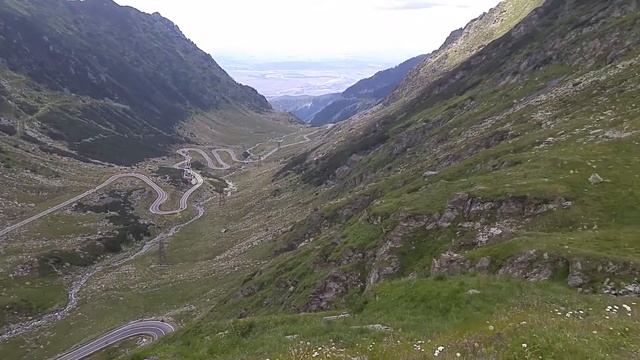 Одна из самых красивых дорог в мире ТОП 10 -Трансфэгэрашское шоссе, Румыния смотреть онлайн