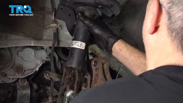How to Replace Front Strut Assembly 2009-2015 Honda Pilot смотреть онлайн