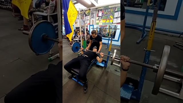 разминка перед соревами 65 кг #жимлежа смотреть онлайн