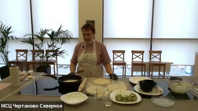 Мастер-класс "Сырные лепешки на кефире" от 02.07.21 смотреть онлайн