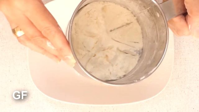 Бисквит "Три молока " на форму 24 см , самый нежный. смотреть онлайн