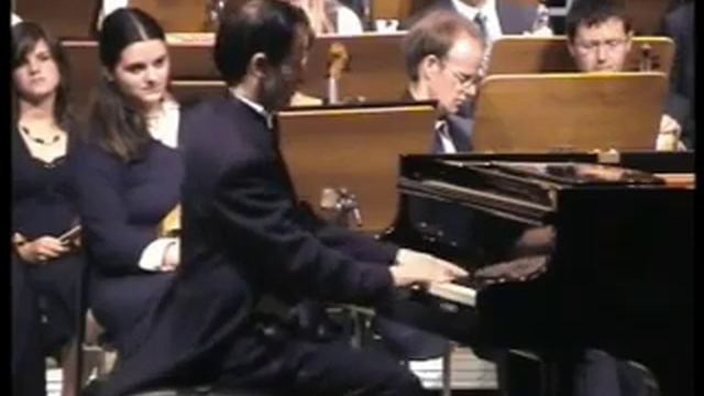 Giorgi Latsabidze - Nocturne No. 20 in C # min by Chopin.flv смотреть онлайн