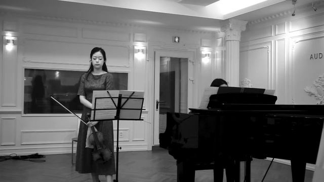 드보르작 로망스 - 김다미 (Dvorak Romance, Dami Kim) смотреть онлайн