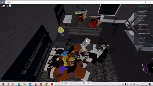 Cбегаем от монстра(Roblox Hotel) смотреть онлайн