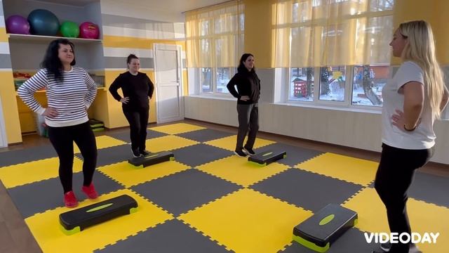 Мастер-класс на тему: «Стэп-аэробика в работе с детьми дошкольного возраста» Смирнова Н.В. смотреть онлайн
