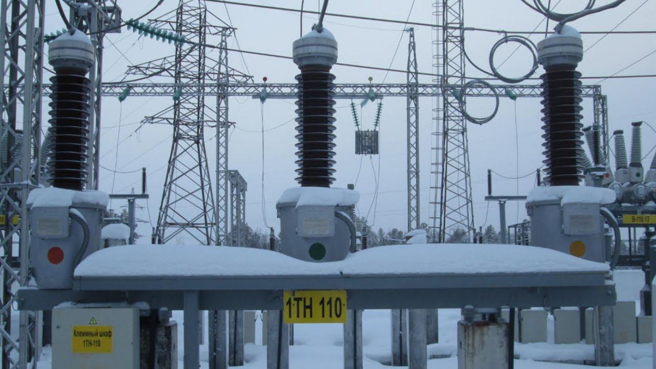 Как должна проводится работа на участках ВЛ, расположенных на территории распределительных устройств смотреть онлайн