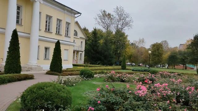 Прогулки по Москве. Усадьба Свиблово. смотреть онлайн