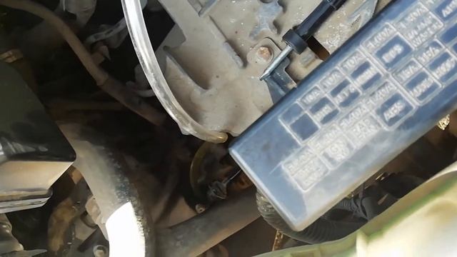 Ниссан ноут. Пропало сцепление ч2. Прокачка пробная. смотреть онлайн