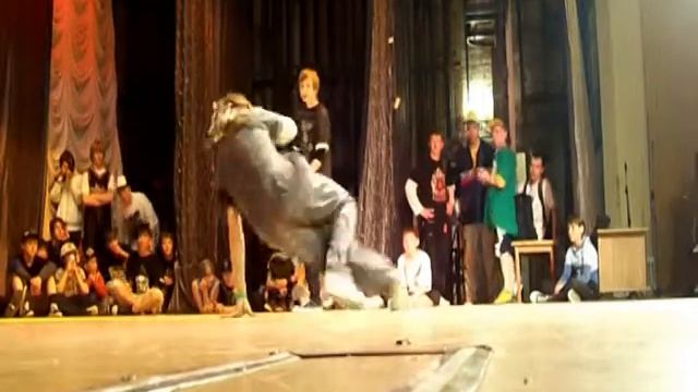 Bboy Jazzlil Vs Bboy Plast