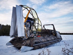 Бюджетная Аэролодка с мощным двигателем Хонда