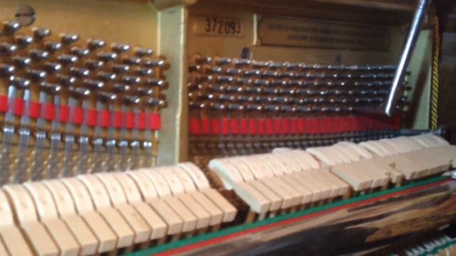 Настройка пианино ч3 . Вытяжка новых струн. смотреть онлайн