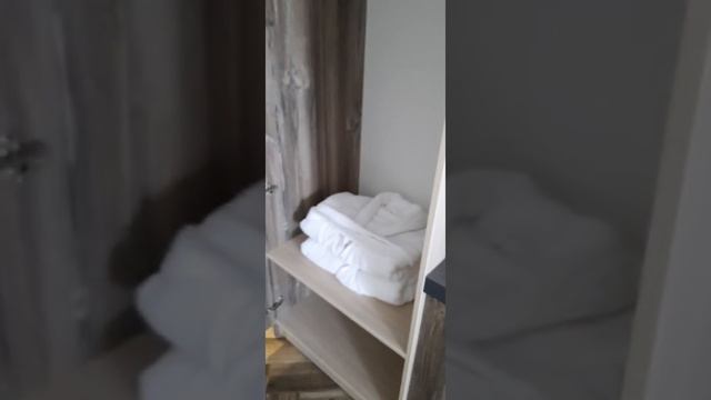 Aura 4☆ Sochi Краснодарский край п. Лоо видео обзор номера стандарт смотреть онлайн