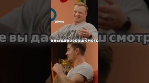 Клоун закончил театральный