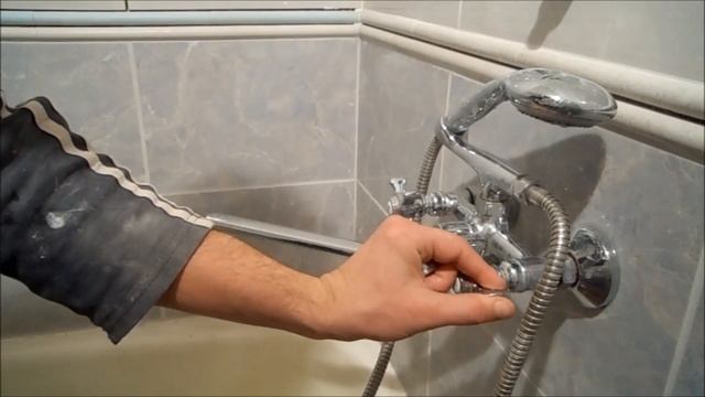 Почему плохой напор в кране. Способ решения смотреть онлайн