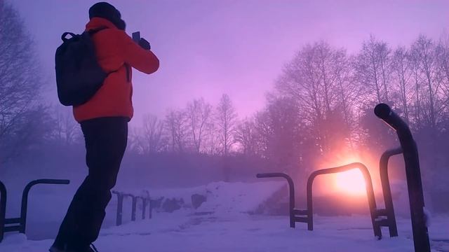 Эффект Мпембы на закате. Мороз -20, Беларусь, Минск смотреть онлайн