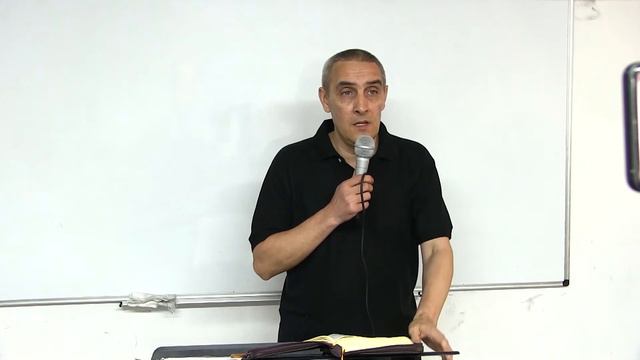 Водное крещение. п. Виталий Воробьёв ц. БЛАГОДАТЬ г. Днепр 09.06.21 смотреть онлайн
