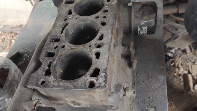 Менять или нет болты после замены прокладки под головкой смотреть онлайн