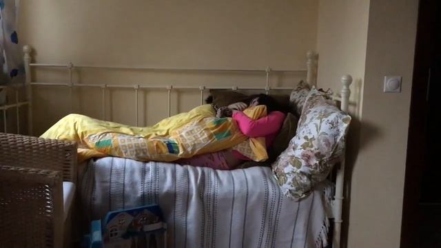 1 сентября в 1 и 5 классе|katrin black смотреть онлайн