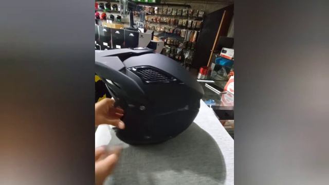 How to remove and install visor | MT Streetfighter SV смотреть онлайн