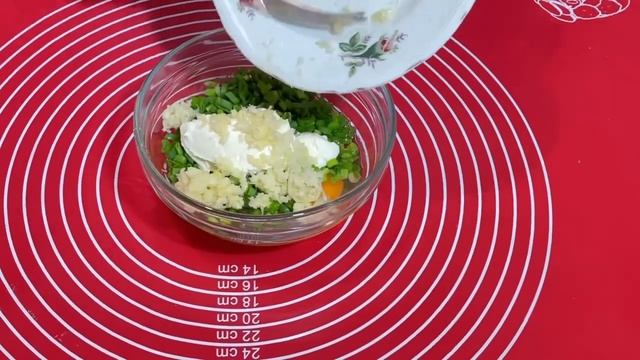 Нереально Вкусные Лепёшки! Всё Перемешал и в духовку! Чесночные, сырные Лепёшки. смотреть онлайн