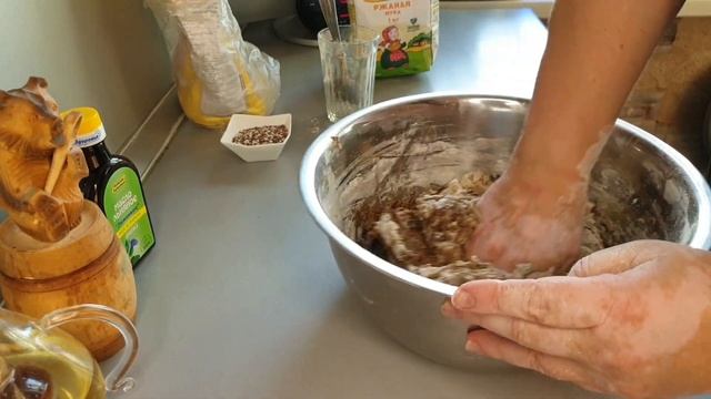 Ржаной чёрный хлеб дома смотреть онлайн