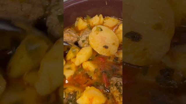 СВЕКРОВЬ ПРИВЕЗЛА МНЕ ОБЕД