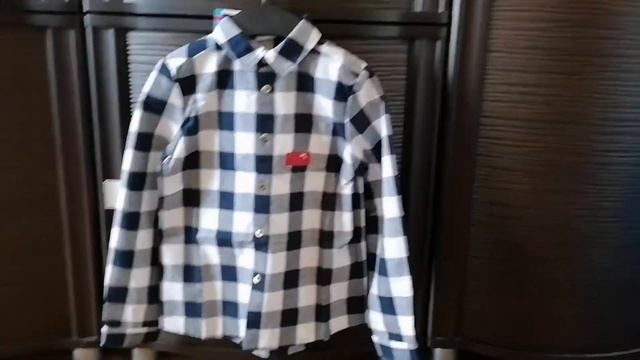 Распаковка заказа и примерка одежды из интернет-магазина Lucky Child смотреть онлайн