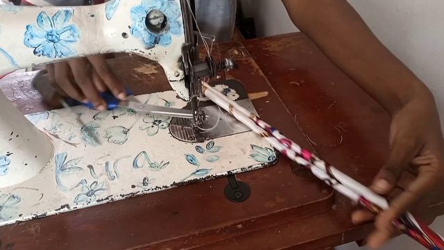 How to make a twilly scarf | Easy diy projects смотреть онлайн