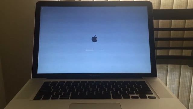 MacBook Pro 15,4" • SSD 240 GB смотреть онлайн