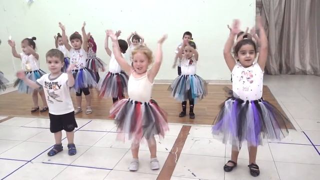 Танцевальный кружок группы "Сапир" 2018 смотреть онлайн