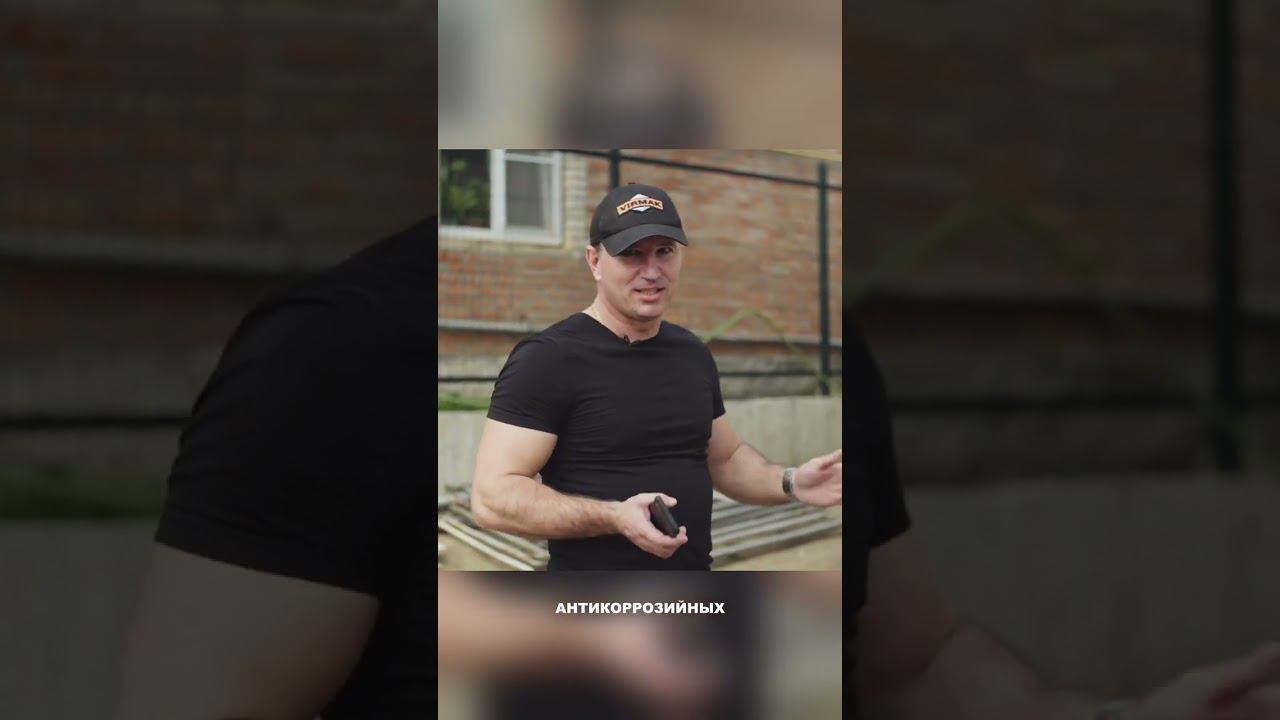 В таком виде он приходит смотреть онлайн