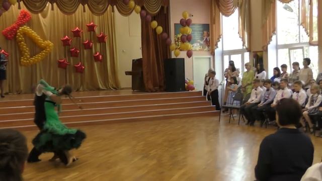 венский вальс на выпускном смотреть онлайн