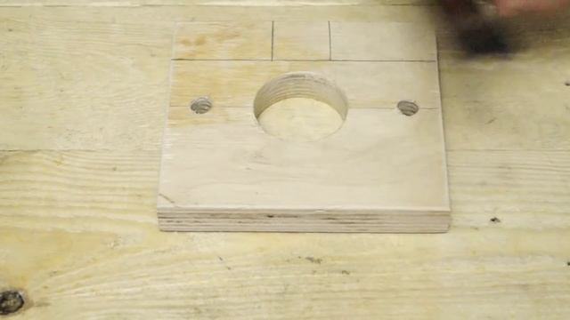 Не трать деньги, сделай сам! Простой станок для кромочного фрезерования! смотреть онлайн