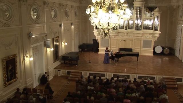 G. Bacewicz - Oberek смотреть онлайн