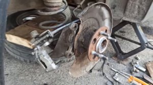 Замена правого заднего датчика АБС Хендай Солярис 2011