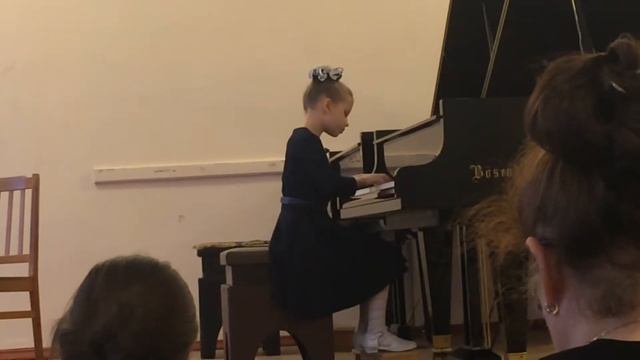 Чайковский П.И. Новая кукла смотреть онлайн